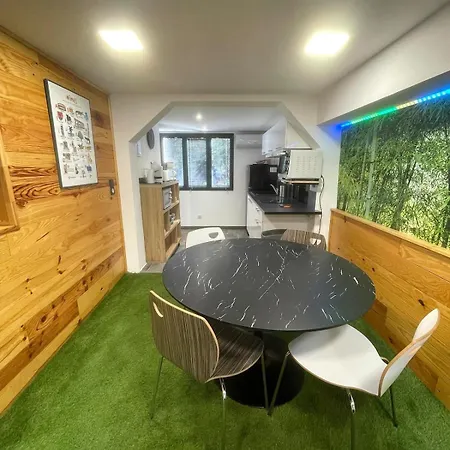 T3 Centre Apartment Nimes